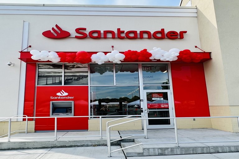 Inauguran nuevo centro cultural en Santander con enfoque comunitario